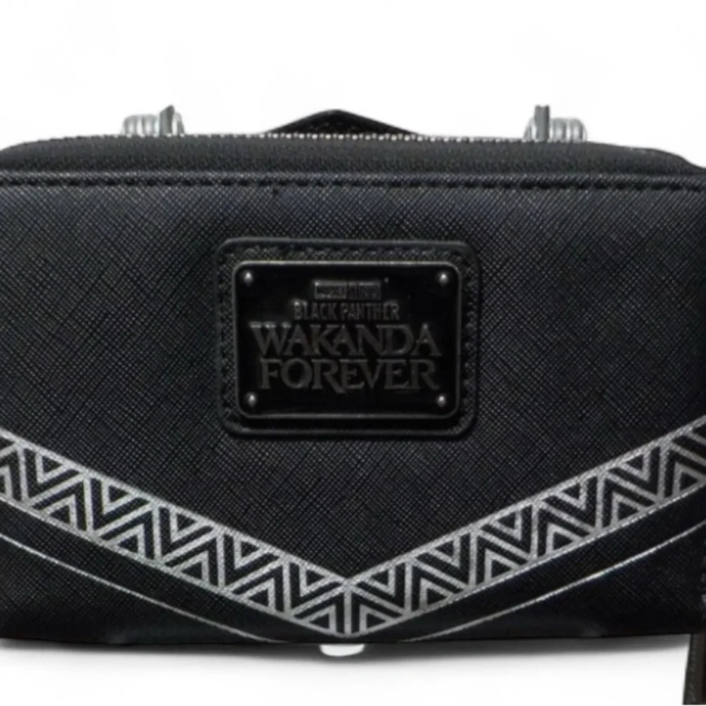 Loungefly marvel black
